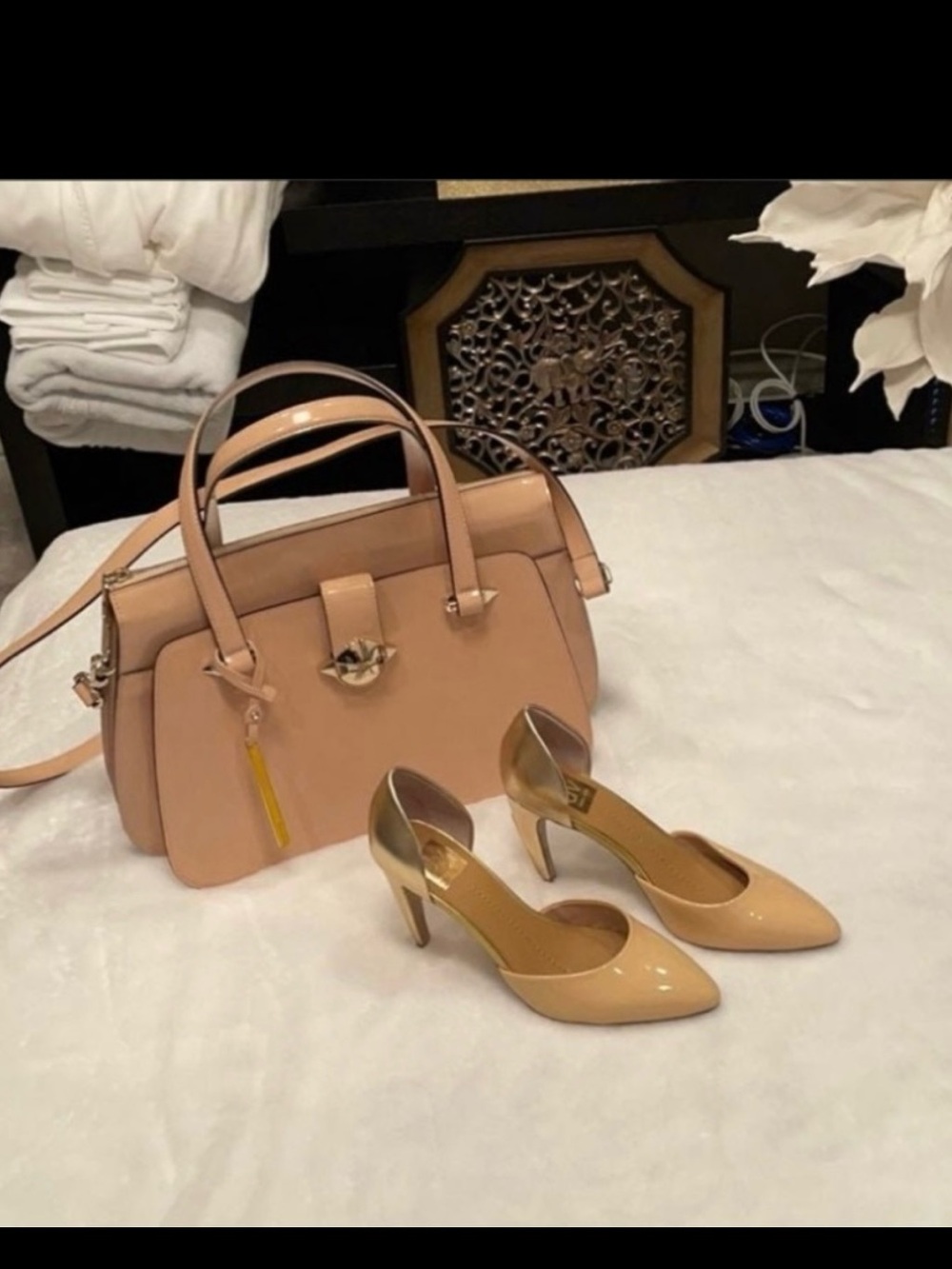 Women's Nude Satchel Handbag with Gold Hardware
